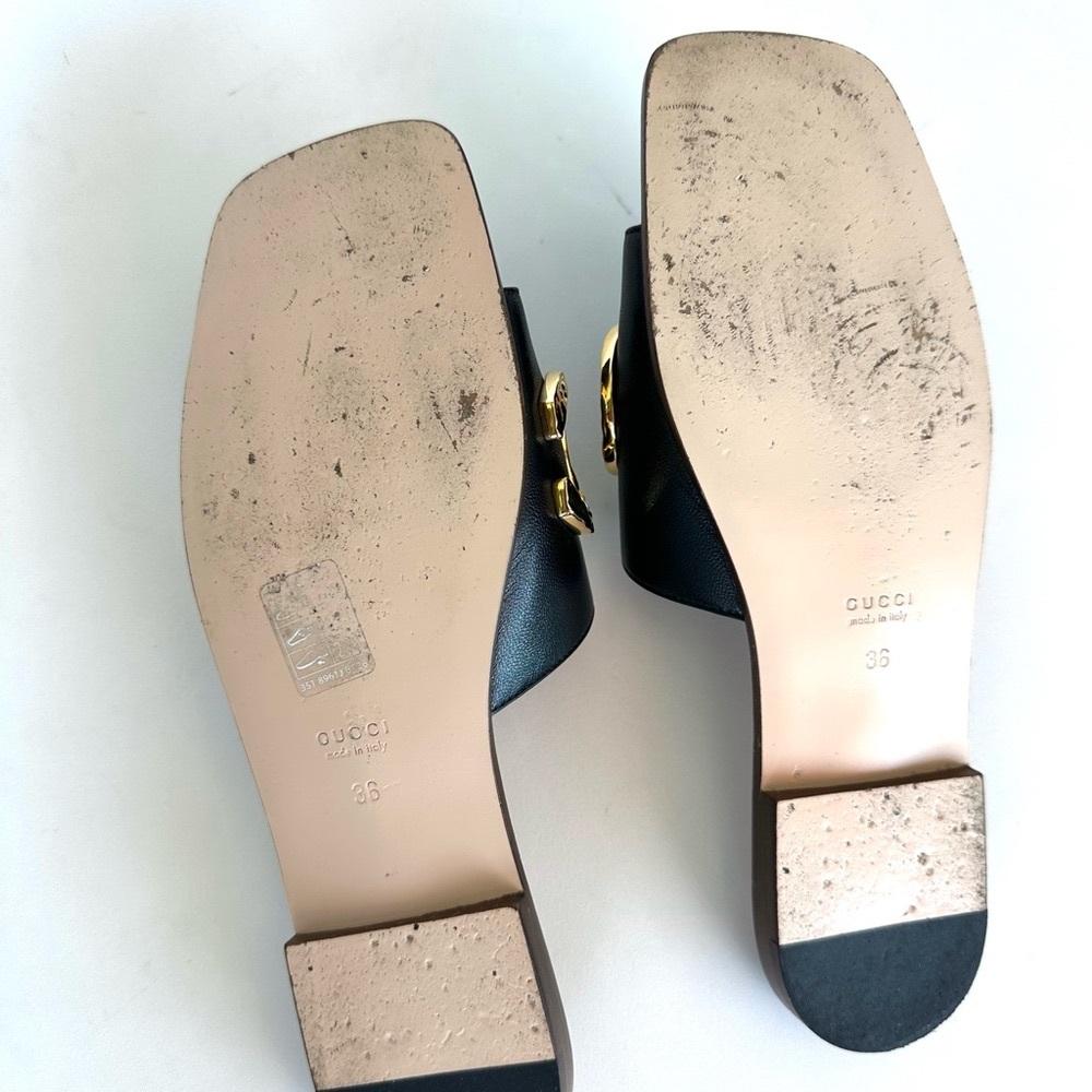 Authentic Gucci Black Sandals with Gold Metal Logo - Picture 5 of 7